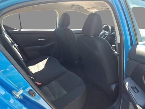 Used 2025 Nissan Sentra SR FWD image 11