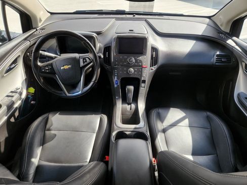Used 2013 Chevrolet Volt Premium w/ Premium Trim Package FWD image 31