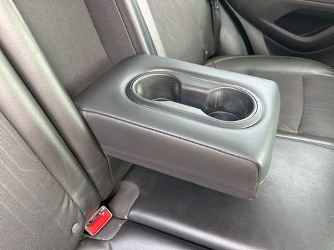 Used 2021 Chevrolet Trax LT w/ Sport Edition image 45