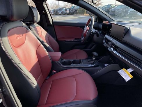 New 2025 Kia K4 GT-Line image 19