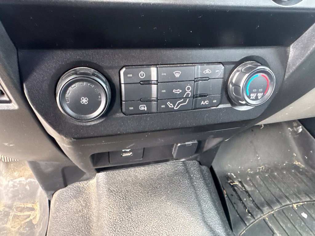Used 2021 Ford F250 XL w/ STX Appearance Package RWD image 15