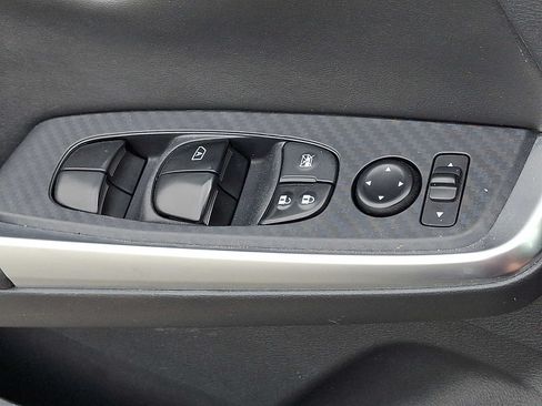 Used 2024 Nissan Sentra SR w/ SR Premium Package FWD image 24