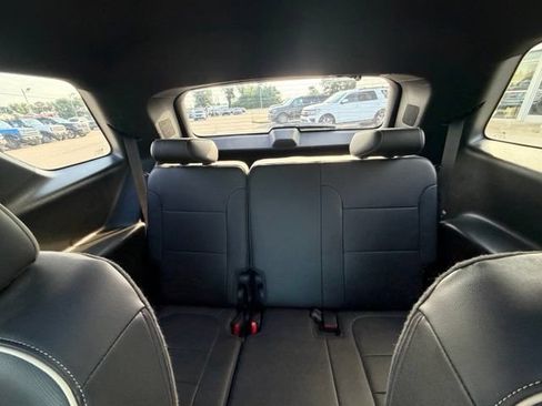 Used 2023 Chevrolet Traverse Premier w/ Redline Edition AWD/4WD image 46