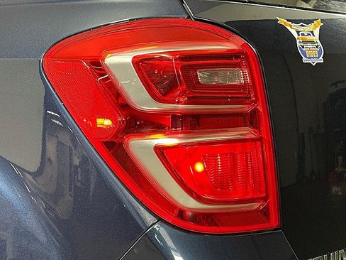 Used 2017 Chevrolet Equinox LT w/ Convenience Package FWD image 22