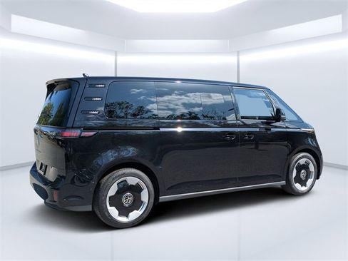 New 2025 Volkswagen ID. Buzz Pro S image 3