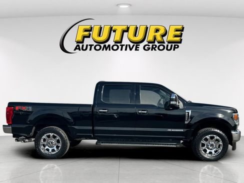 Certified 2022 Ford F250 Lariat w/ Lariat Ultimate Package image 2