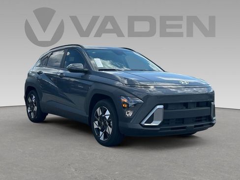 New 2025 Hyundai Kona SEL image 1