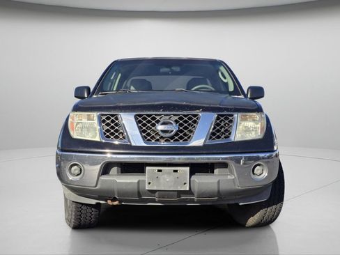 Used 2007 Nissan Frontier SE w/ Power Pkg AWD/4WD image 3
