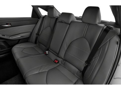 Used 2022 Toyota Avalon Limited w/ Advanced Safety Package image 11