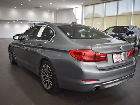 Used 2018 BMW 530e xDrive AWD/4WD image 5