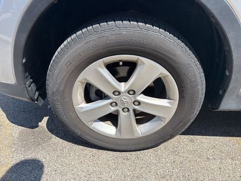 Used 2014 Toyota RAV4 XLE FWD image 12