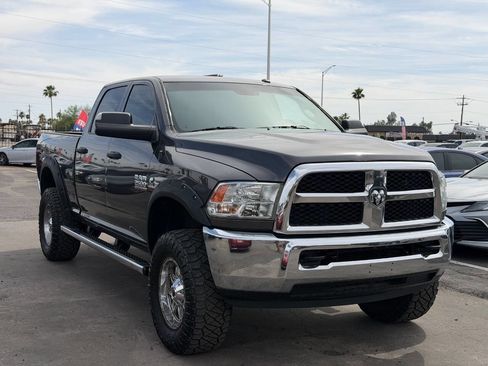 Used 2018 RAM 2500 Tradesman w/ Chrome Appearance Group image 13