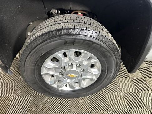 Used 2022 Chevrolet Silverado 2500 LT w/ All Star Edition image 10