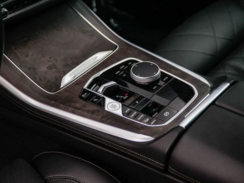 Used 2024 BMW X5 xDrive40i w/ Premium Package image 20