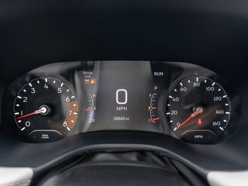 Used 2025 Jeep Compass Limited AWD/4WD image 18