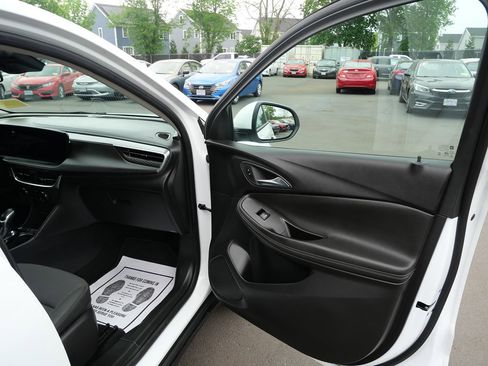 Used 2024 Buick Encore GX Preferred FWD image 22