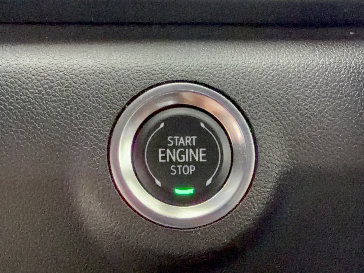 Used 2025 GMC Terrain Elevation FWD image 20