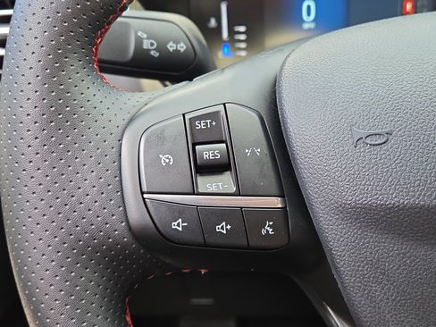Certified 2024 Ford Escape ST-Line w/ Cold Weather Package FWD image 19