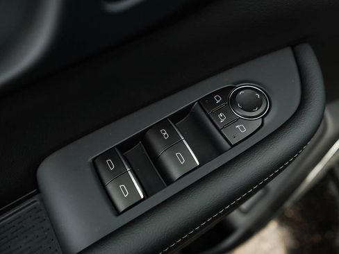 New 2026 Buick Enclave Sport Touring w/ Super Cruise Package image 19