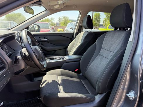 Certified 2025 Nissan Rogue SV image 12