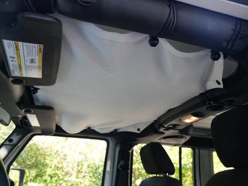 Used 2014 Jeep Wrangler Unlimited Sport w/ Mopar Black Appearance Group image 15