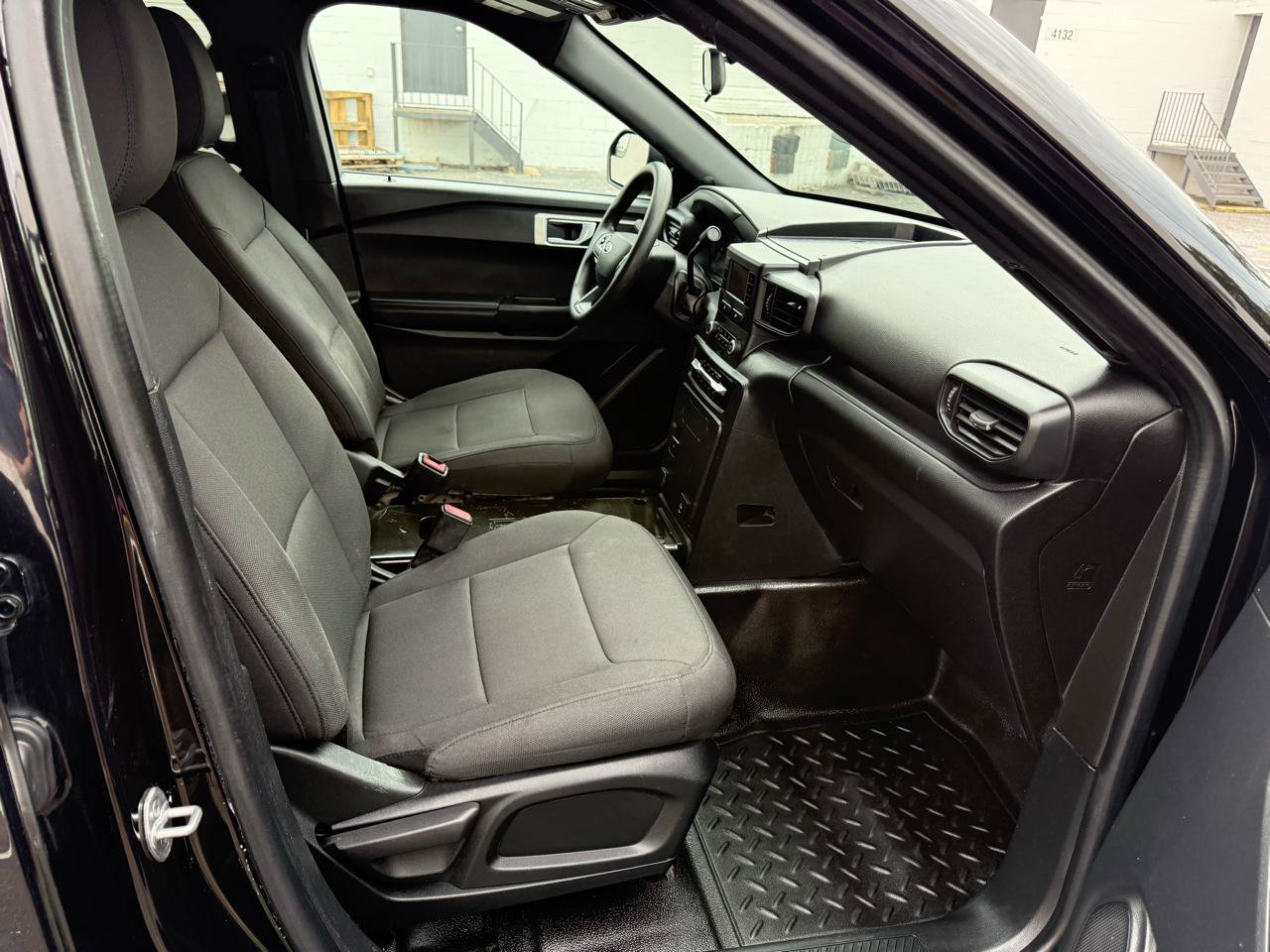 Used 2022 Ford Explorer 4WD Police Interceptor image 19