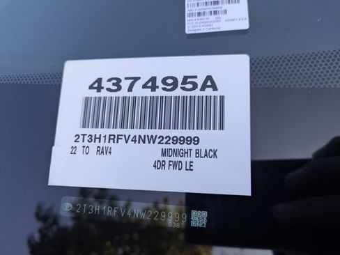 Used 2022 Toyota RAV4 LE image 34