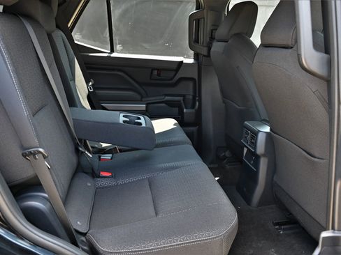 Used 2025 Toyota 4Runner SR5 RWD image 17