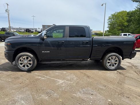 New 2026 RAM 2500 Laramie AWD/4WD image 2