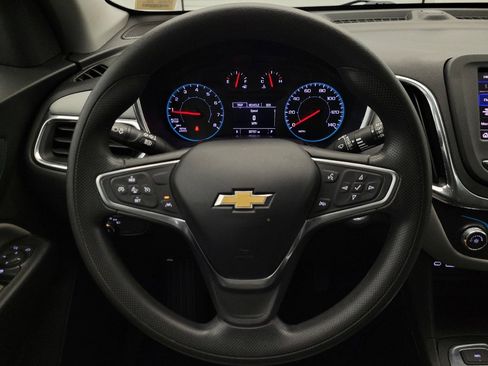 Used 2022 Chevrolet Equinox LS image 22