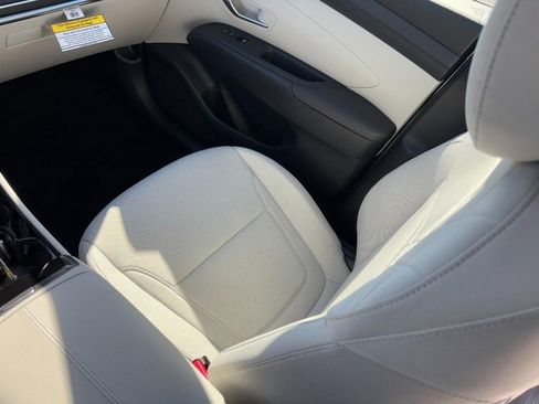 New 2026 Hyundai Tucson SE image 10