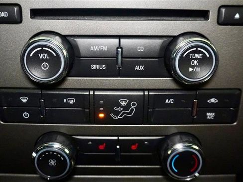 Used 2010 Ford Mustang GT image 17