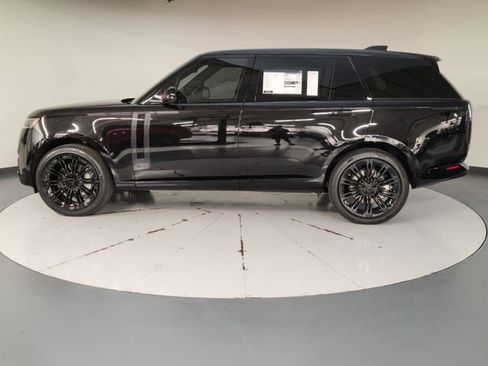 New 2026 Land Rover Range Rover Long Wheelbase SE AWD/4WD image 5