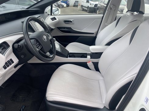 Used 2018 Toyota Mirai image 13