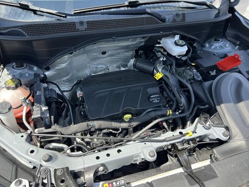 Used 2023 Buick Encore GX Select FWD image 35