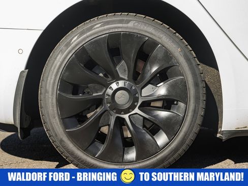 Used 2018 Tesla Model 3 image 18