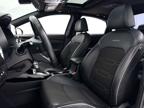 Used 2021 Kia Forte GT-Line FWD image 20