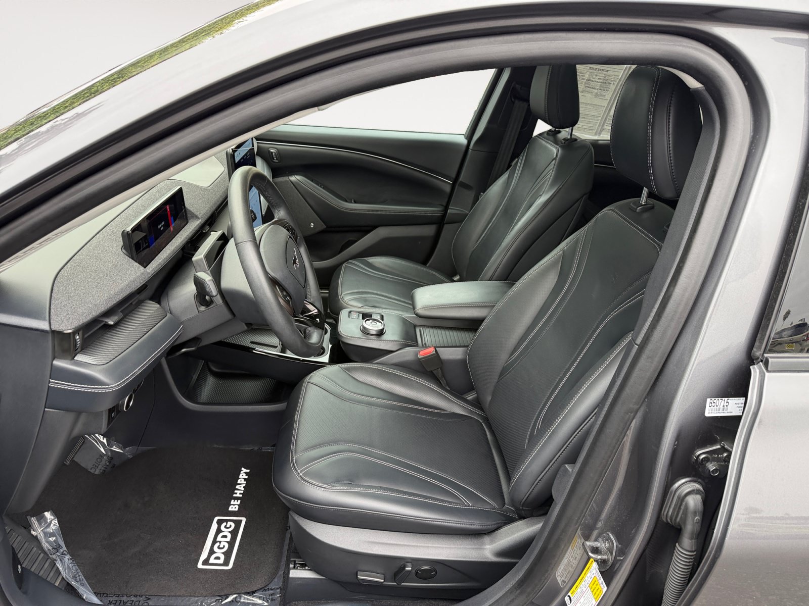 Used 2023 Ford Mustang Mach-E Premium RWD image 10