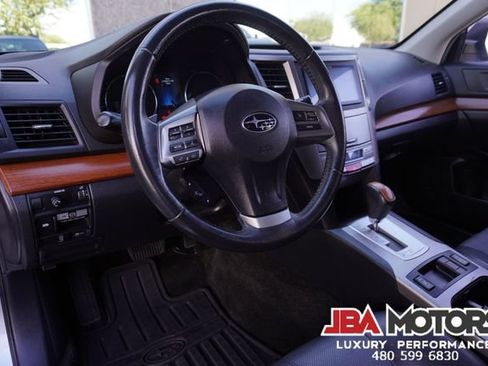 Used 2014 Subaru Outback 2.5i Limited w/ Moonroof Package AWD/4WD image 5