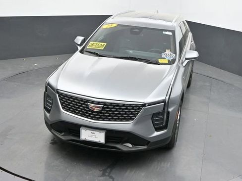 Used 2025 Cadillac XT4 Premium Luxury AWD/4WD image 36