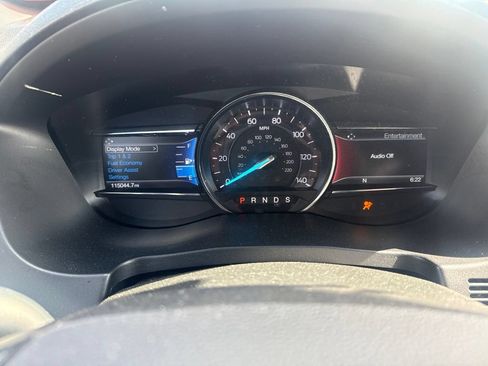 Used 2018 Ford Explorer XLT w/ Equipment Group 202A AWD/4WD image 14