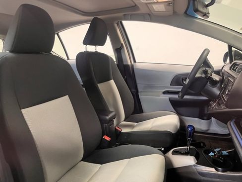 Used 2013 Toyota Prius C Three image 10