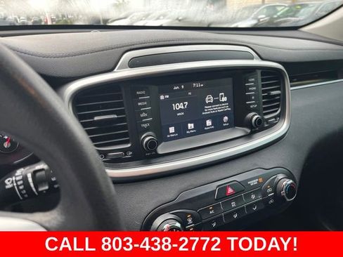 Used 2019 Kia Sorento FWD image 21