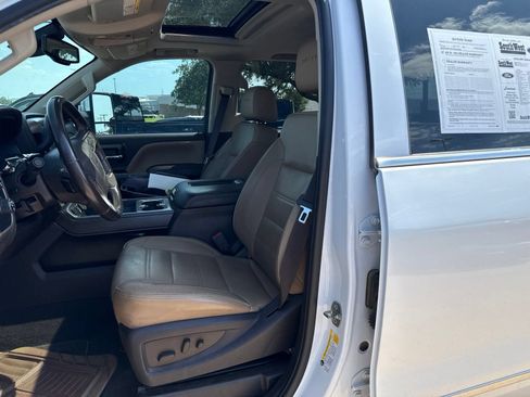 Used 2018 GMC Sierra 2500 Denali w/ Duramax Plus Package AWD/4WD image 14
