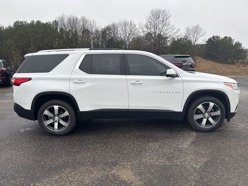 Used 2018 Chevrolet Traverse LT FWD image 4