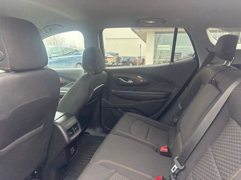 Used 2018 GMC Terrain SLE image 8