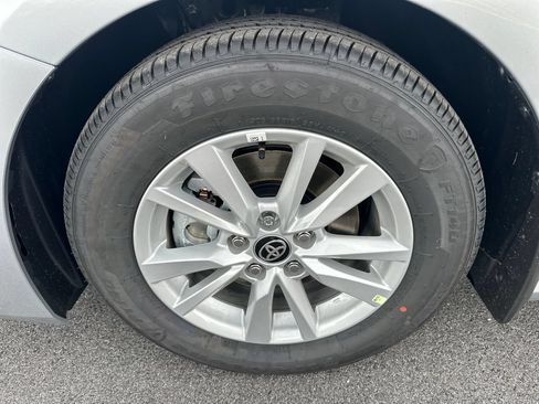 Used 2026 Toyota Camry LE FWD image 12