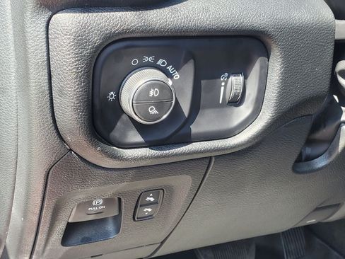 Used 2022 RAM 1500 Big Horn AWD/4WD image 13