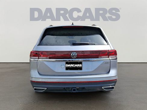 Used 2025 Volkswagen Atlas SE image 5