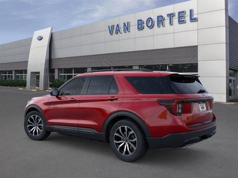 New 2026 Ford Explorer ST-Line image 4